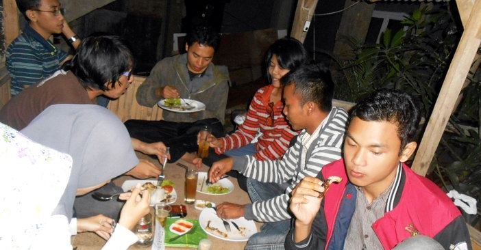 Buka Bersama Siswa Paket C Juli 2013